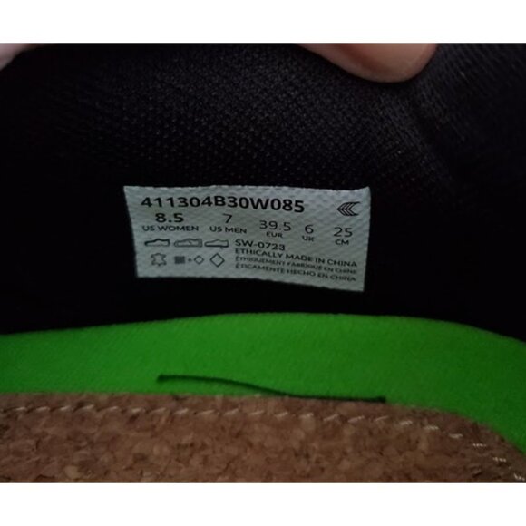 Cariuma Salvas EUC Unisex Black Pebbled Leather & Suede Sneaker Size W 8.5 / M 7 - Picture 11 of 11